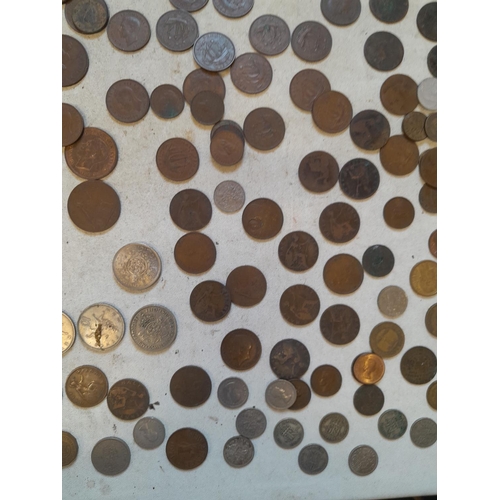 258 - Coins : UK and foreign coinage from the 19th century onwards, sparse amount of silver included