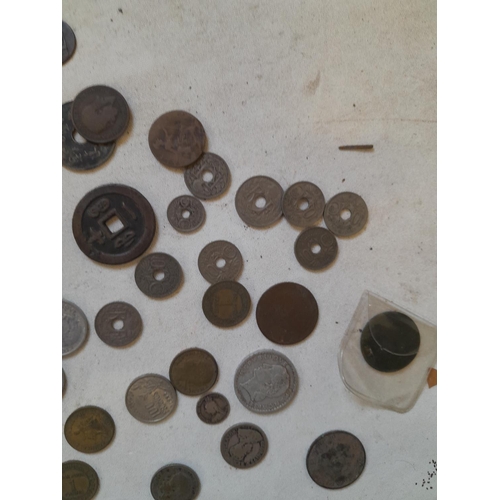 258 - Coins : UK and foreign coinage from the 19th century onwards, sparse amount of silver included