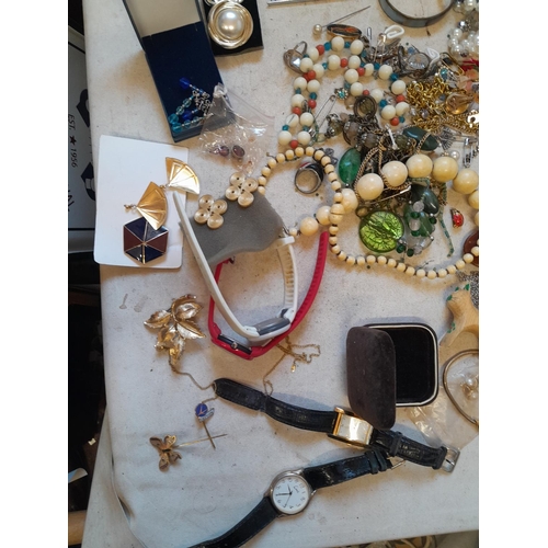 7 - Assorted costume jewellery and watches (NOT JEWELLERS LOUPE)