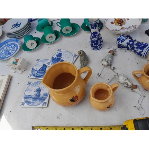 23 - Decorative china and glassware : studio pottery etc.