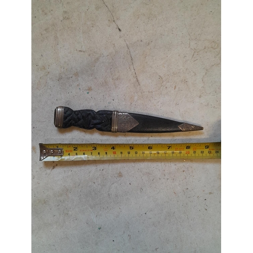 40 - Vintage Skean Dhu dagger with silver mounts : Scottish interest