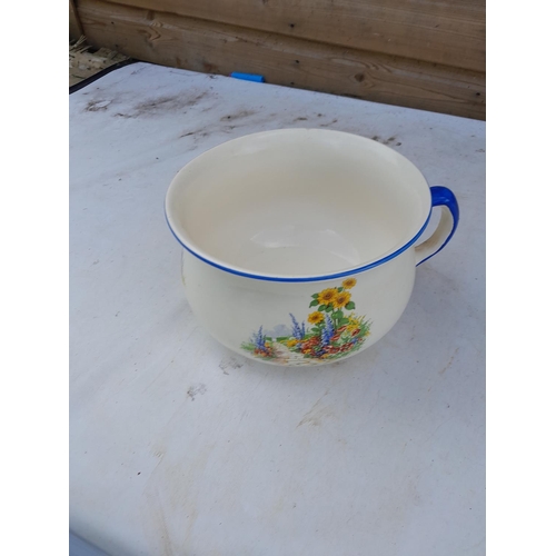 434 - Vintage chamber pot with floral transfer decoration