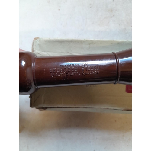 661 - Vintage Schotts plastic treble recorder