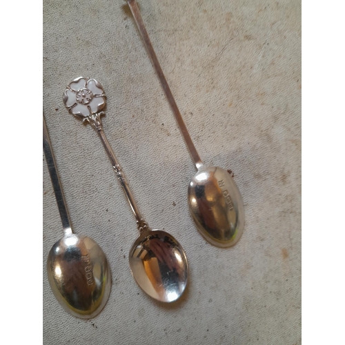 20 - Solid silver dish and silver teaspoons 119 g