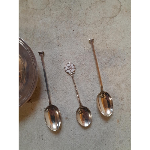 20 - Solid silver dish and silver teaspoons 119 g