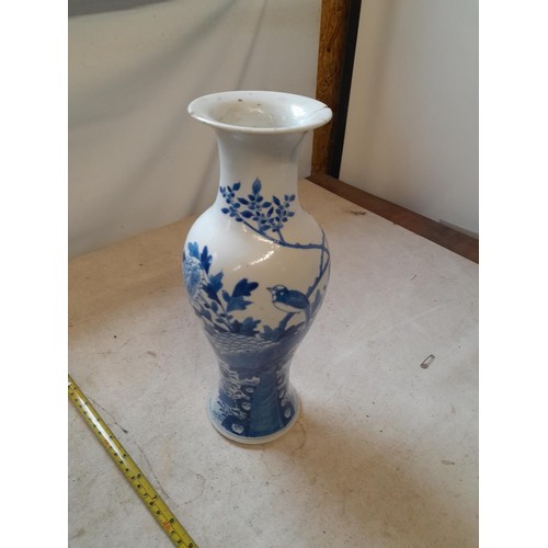 175 - 19th century Japanese plate (in good order) & 2 x 18th century Chinese blue and white vases ( both c... 