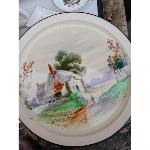 86 - Decorative china  : Cracked hand decorated Torquay ware plates, green enamel Italian glass etc.