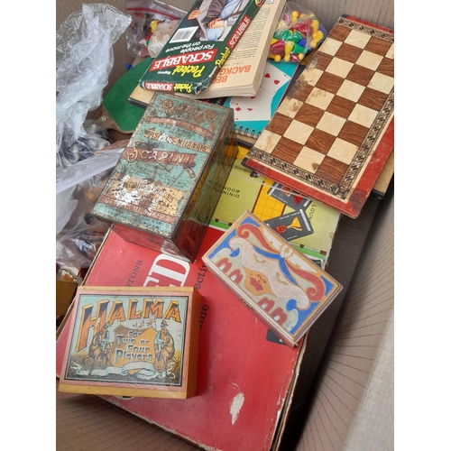 95 - Vintage & modern childrens games, & kitchenalia : Trivial Pursuit, mid size bone dominoes etc