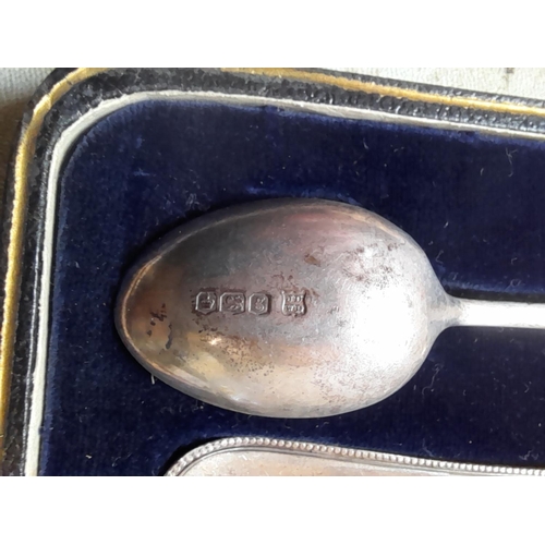 222 - Presentation case of silver tea spoons Sheffield 1924 James Deakin & Sons (John & William F Deakin) ... 