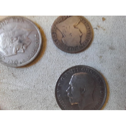 229 - Coins : 1946 Half Crown NEF, 2 x One Florins 1929 NF with light tarnish & 1919 NF, 1894 One Shilling... 