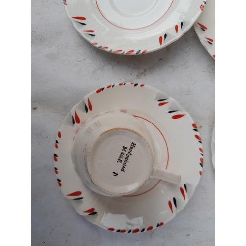 246 - Decorative and other dinner ware