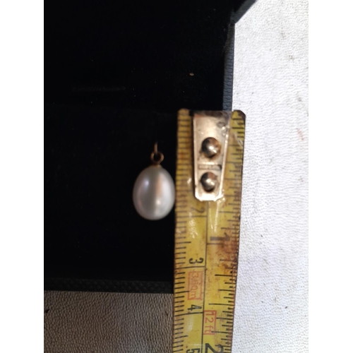 276 - Pair of nice size pearl earrings in presentation box