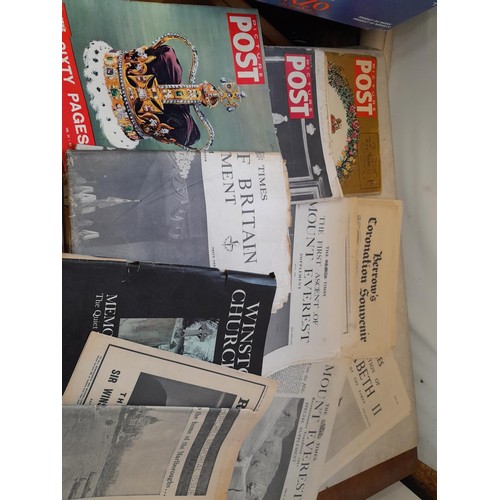 140 - 7 x assorted collectors wall plates some with certs. & commemorative and key date newspapers and mag... 