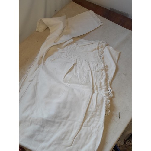 224 - Collection of vintage linen nightdresses some with lace frills and edges some with crochet work