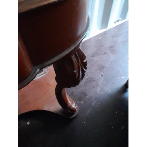 250 - Edwardian mahogany dressing table with caryatid legs