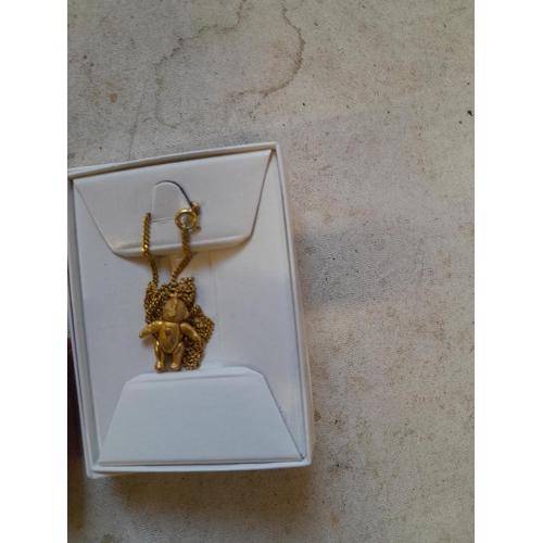 260 - Collection of Steiff jewellery : gold plated articulated bear pendant, , brooch etc.