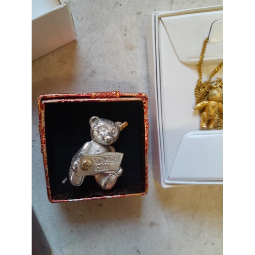 260 - Collection of Steiff jewellery : gold plated articulated bear pendant, , brooch etc.