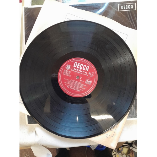 269 - 4 x vinyl records by Rolling Stones : 1 x LK 4605 (matrix XARL 6271 - 2A & 3 A) needs clean light sc... 