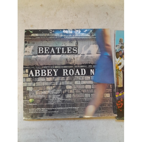 280 - 2 x vinyl record albums : The Beatles Abbey Road & Sgt. Peppers with card cut out both need a clean ... 