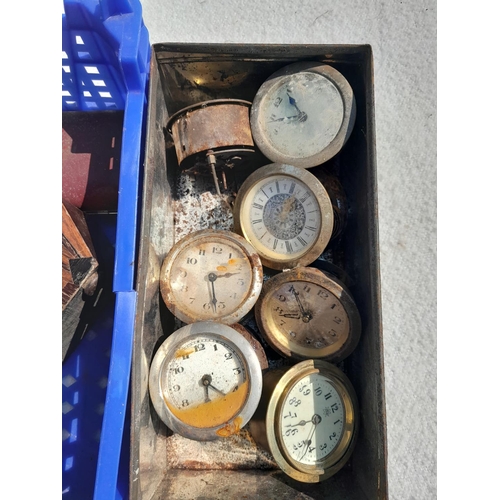 598 - Tub of clock parts