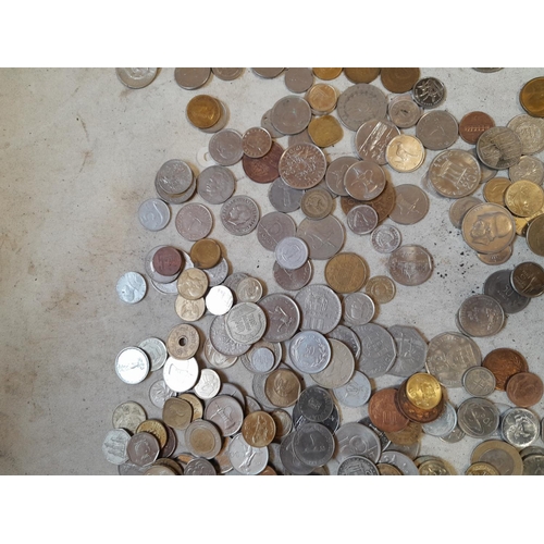 53 - Coins : Approx 2 kg of mixed foreign coinage