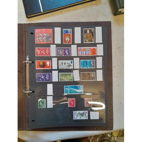 61 - Stamps : mixed array of stamps of the world offered mint and used in sheets and blocks loose in stoc... 