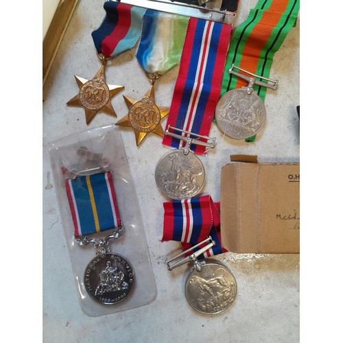 77 - World War II medal group including Atlantic Star, Defence Medal, 1939 - 1945 medal, , 1939 - 1945 St... 