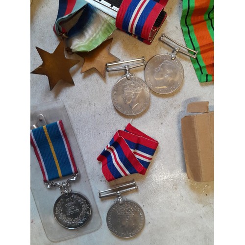 77 - World War II medal group including Atlantic Star, Defence Medal, 1939 - 1945 medal, , 1939 - 1945 St... 