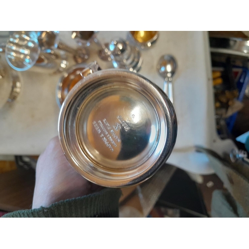 89 - Nice collection of silver plate : Old Sheffield plate mugs with gilt interiors, some handles missing... 