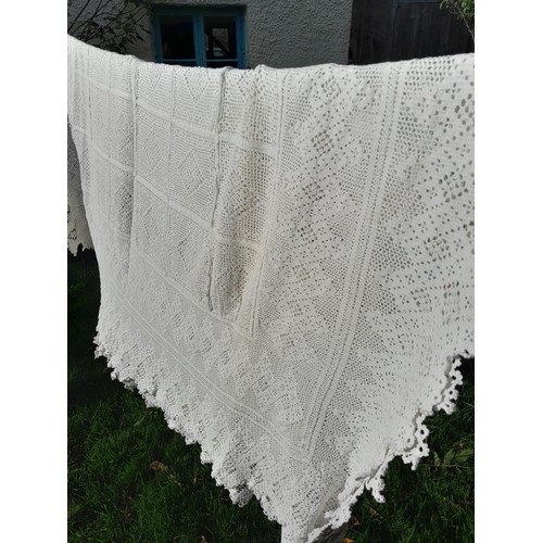 225 - Large vintage crochet work  double size bed spread 220 cms x 180 cms