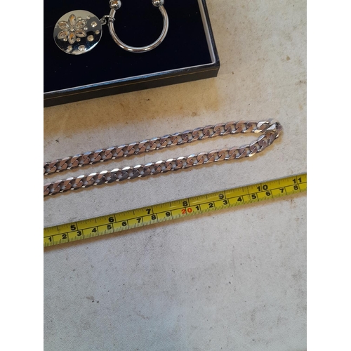 10 - Silver open link bracelet 63 g