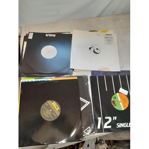 88 - Collection of vinyl 12