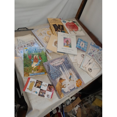 25 - Beatrix Potter and World of Peter Rabbit collectables : books some as new and related items