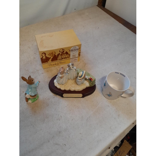 41 - Beatrix Potter and World of Peter Rabbit figures : Damaged Peter Rabbit, Beswick figure on plinth in... 