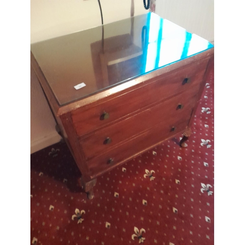 22 - Vintage chest of drawers and walnut dressing table