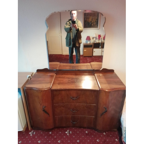 22 - Vintage chest of drawers and walnut dressing table