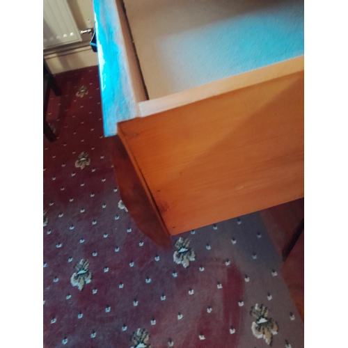 33 - Vintage dressing table and wardrobe