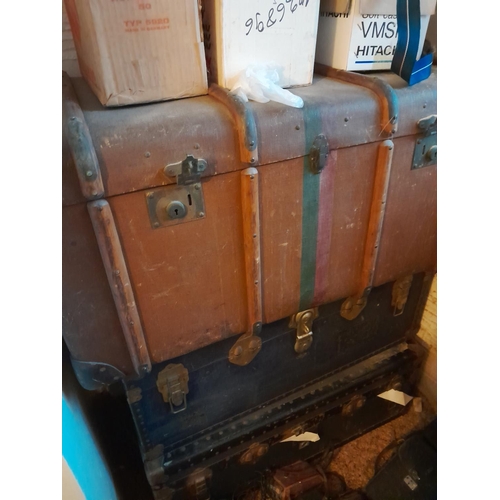 51 - Vintage steamer trunk