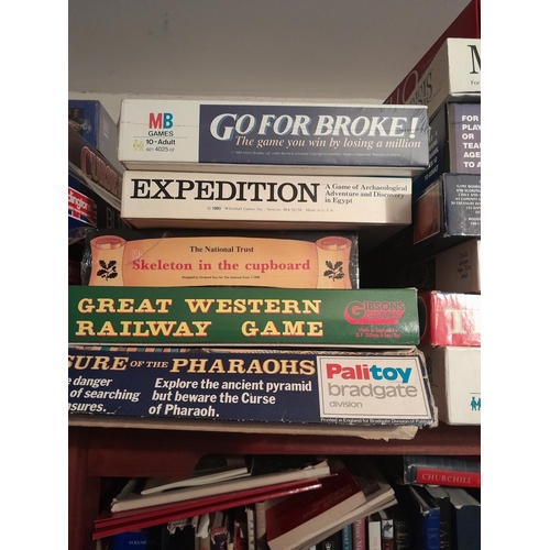 54 - Assorted puzzle and board games