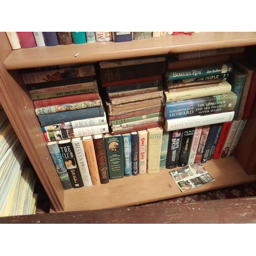 62 - Multi thematic collection of books BRING BOXES