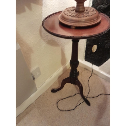 20 - Victorian mahogany corner chair & wine table