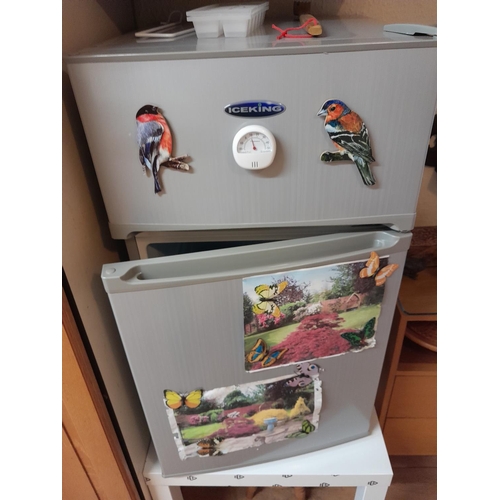 95 - Table top fridge freezer