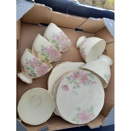 27 - Decorative floral tea set