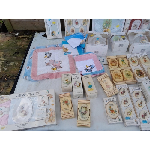 109 - World of Beatrix Potter and Peter Rabbit collectables : bath room items, baby feeders and related it... 