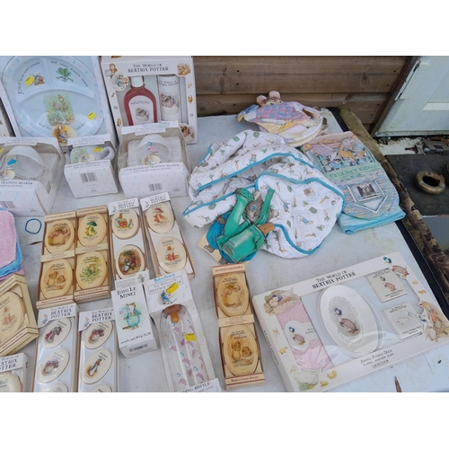 109 - World of Beatrix Potter and Peter Rabbit collectables : bath room items, baby feeders and related it... 