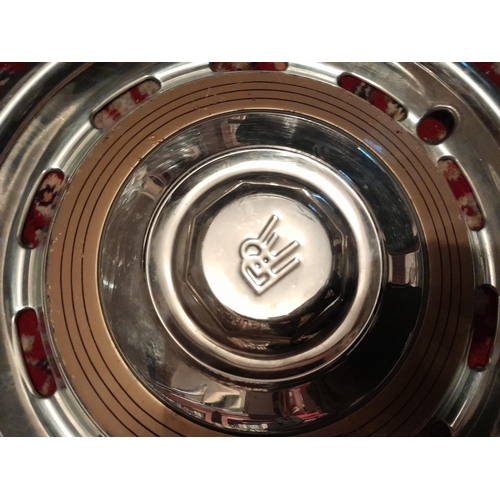 108 - Rolls Royce chrome plate hub caps 17 