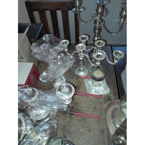 119 - Assorted silver plated ware