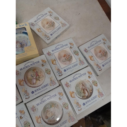 148 - World of Beatrix Potter and Peter Rabbit collectables : Royal Albert collectable plates, boxed, boxe... 