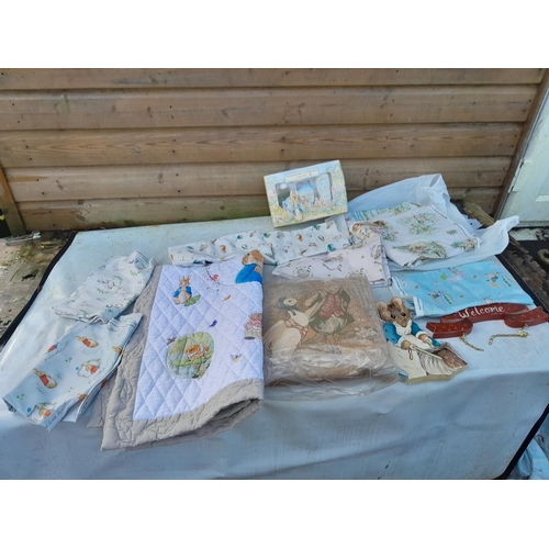 166 - World of Beatrix Potter and Peter Rabbit collectables : textiles and fabrics, cushion and related it... 