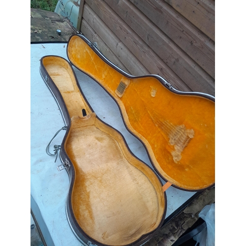 90 - Electric guitar hard case handle broken and replaced